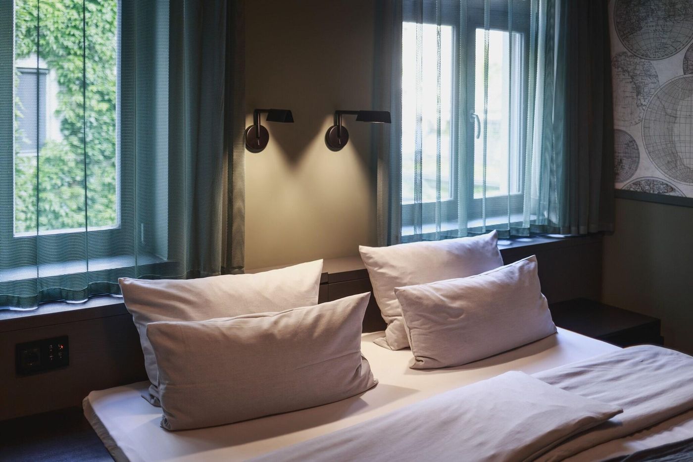 The-Circus-Hotel-Room-53