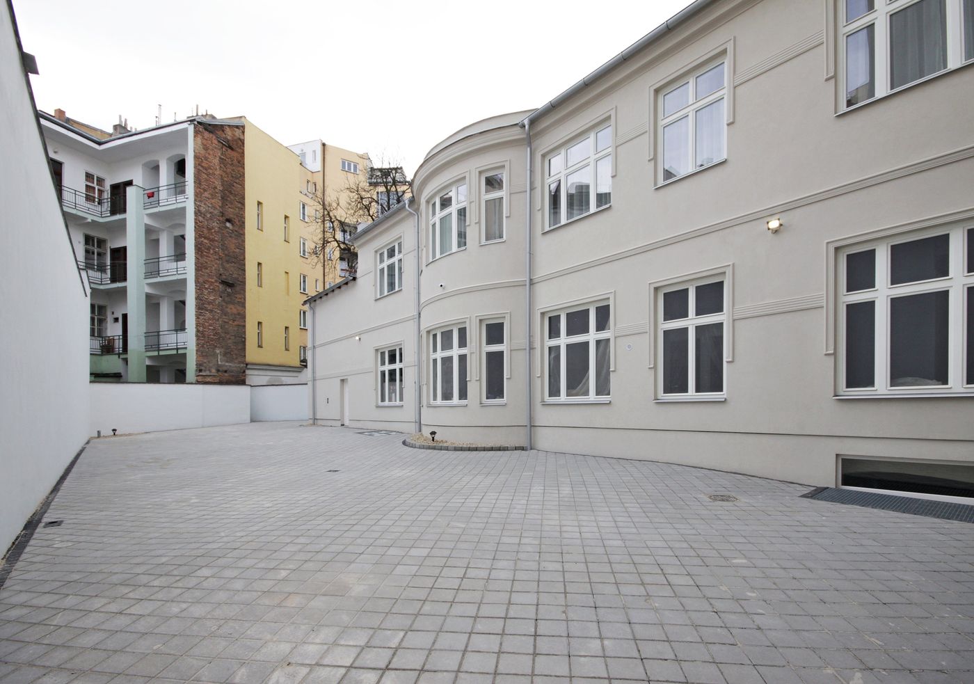 Elizabeth Suites-Czech Republic-Prague-General view-1