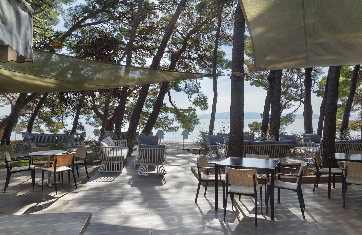 Bluesun-Hotel-Jadran-Restaurant-18