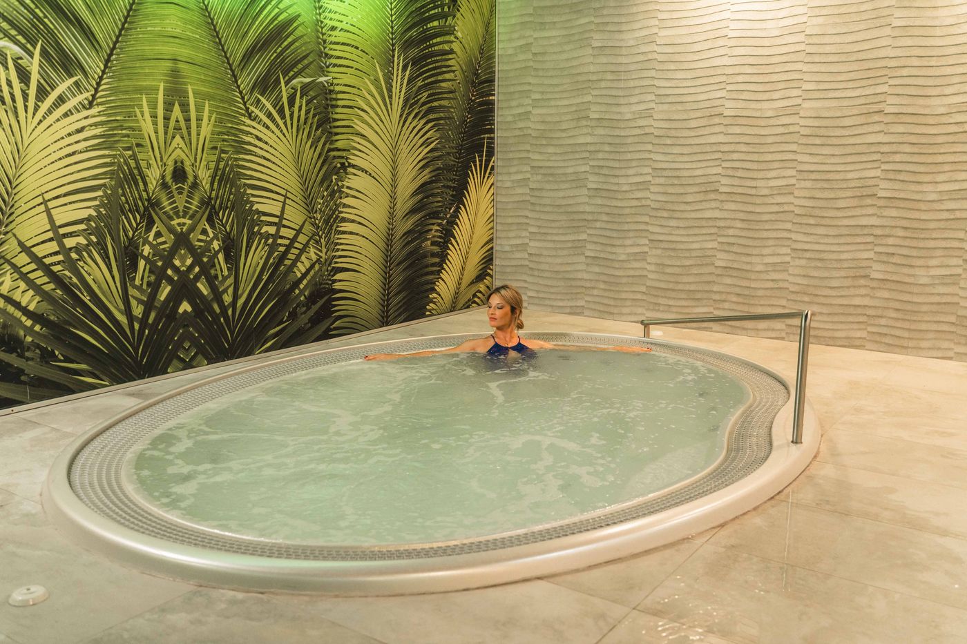 Magic Tropical Splash