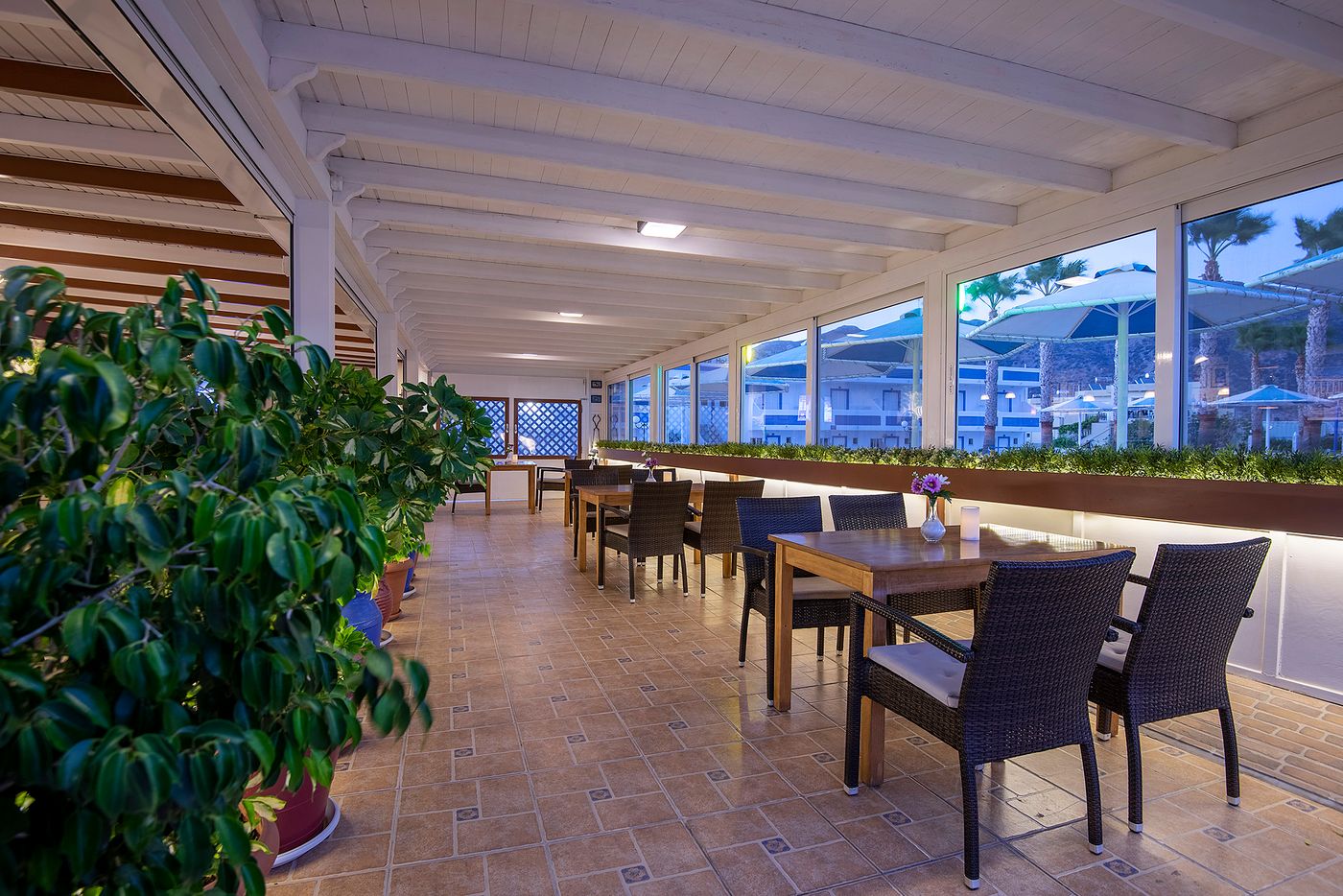 Mammis-Beach-Hotel-Restaurant-38