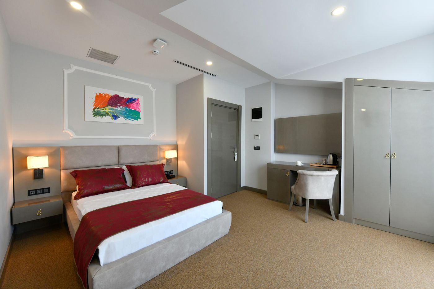 G-Han-Hotel-Room-25