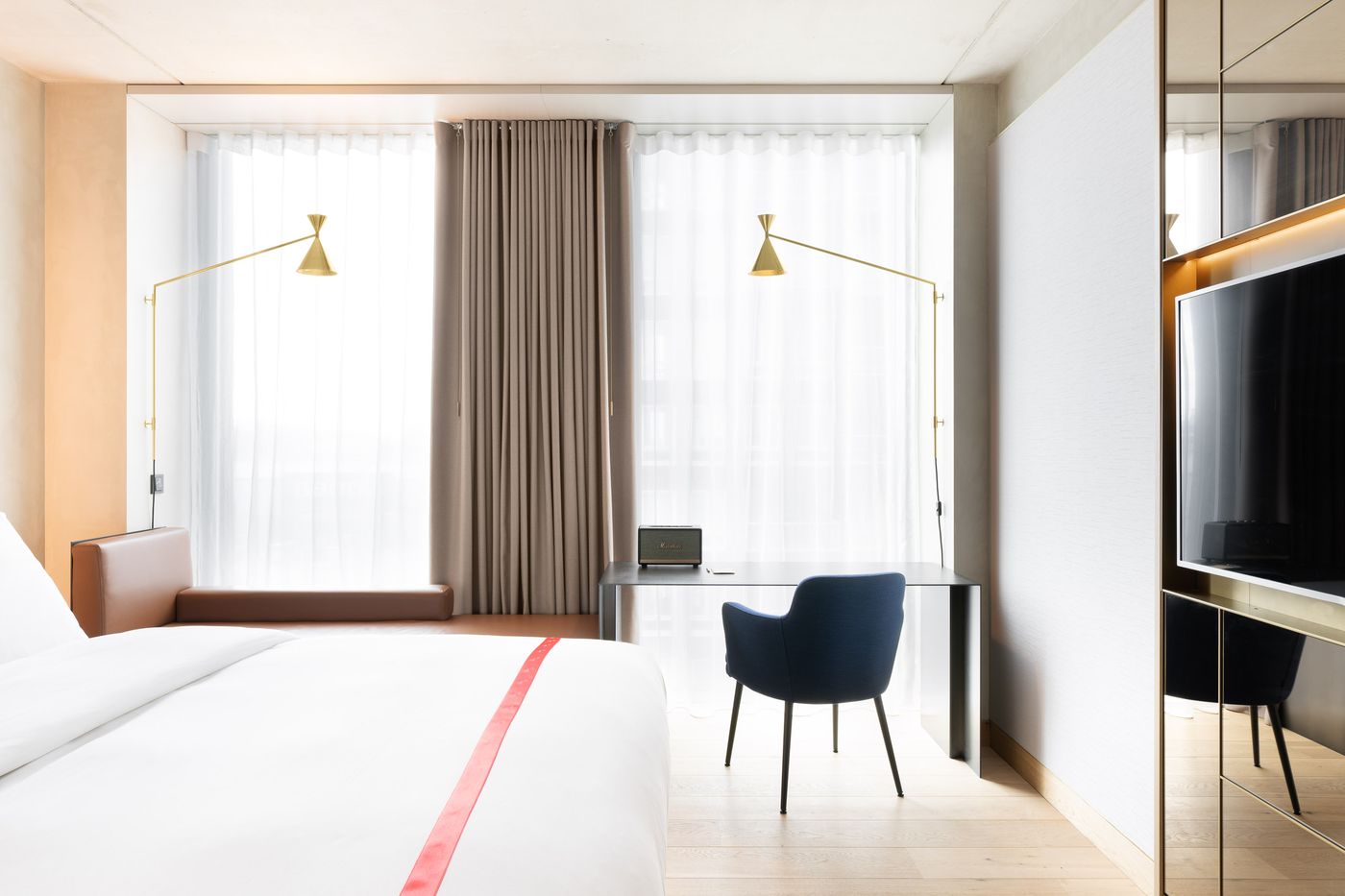 Ruby-Emma-Hotel---Bar-Room-19