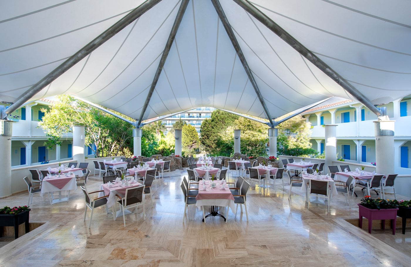 Flora-Garden-Ephesus-Hotel-Restaurant-24