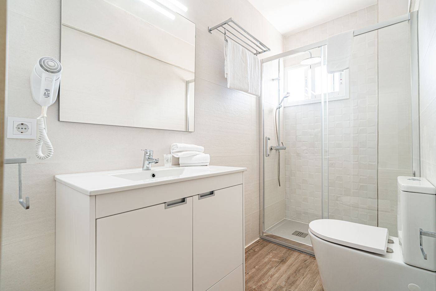 New Kensington Apartments Econotels