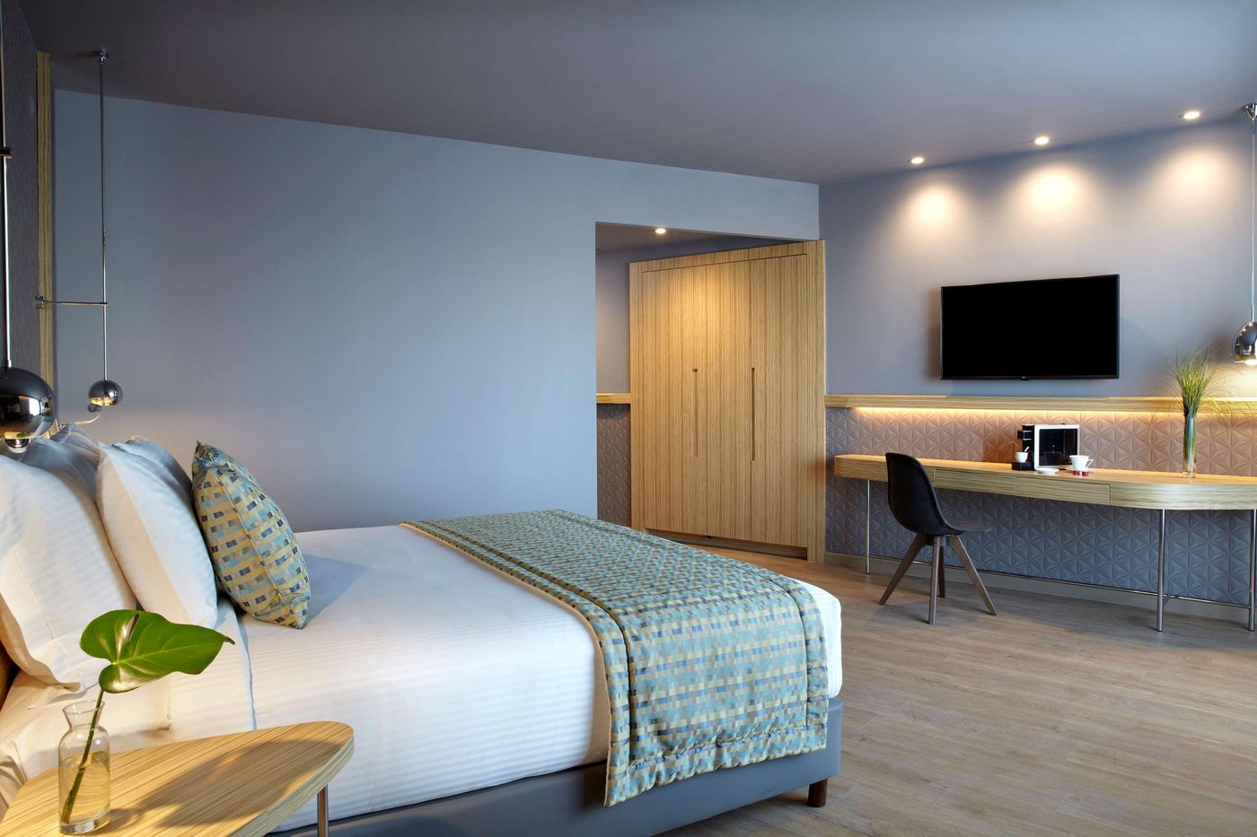 Wyndham-Grand-Athens-Room-16