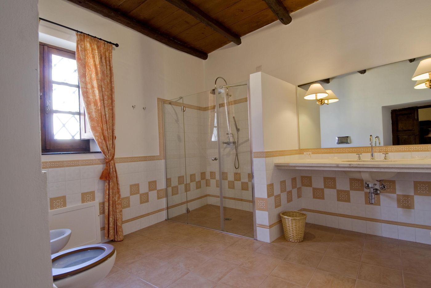 Hotel-Lucrezia-Room-9