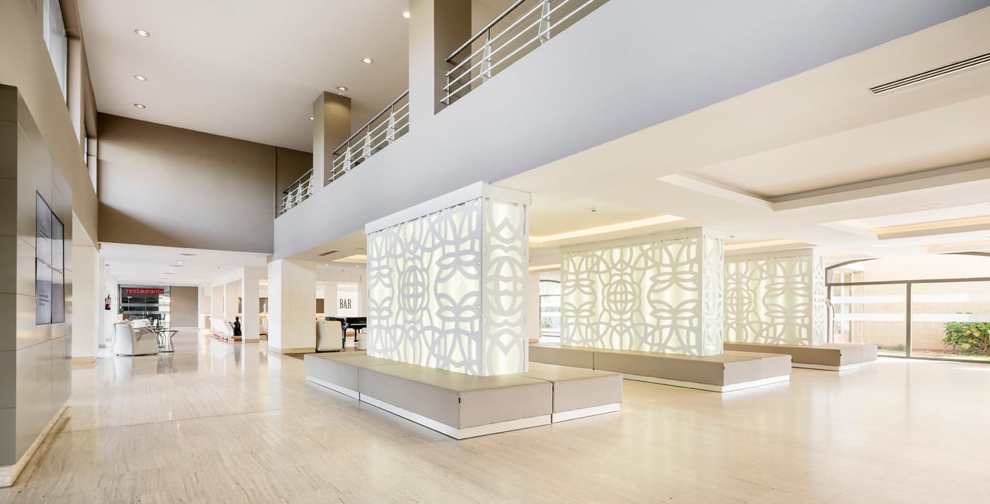 Ilunion-Islantilla-Lobby-46