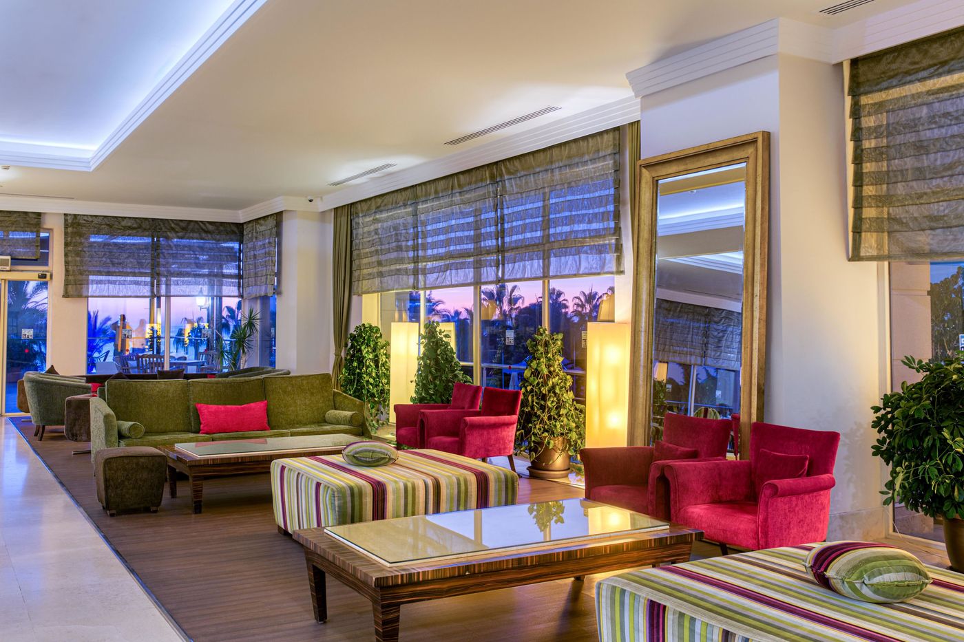 Sealife-Buket-Beach-Hotel-Bar-63