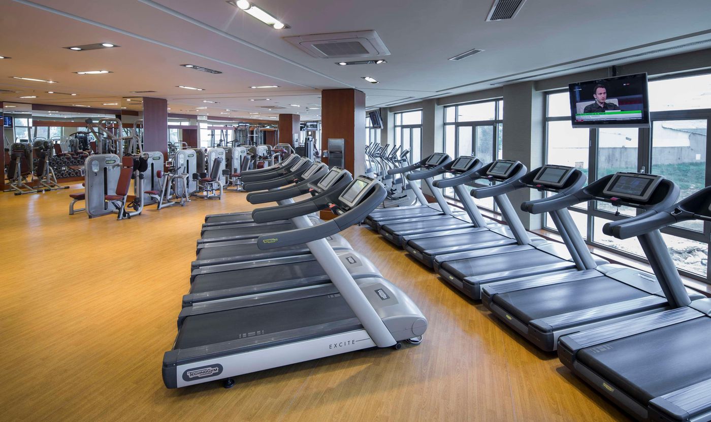 Titanic-Business-Kartal-Sports-and-Entertainment-46