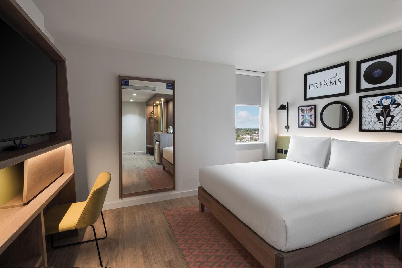 Hampton-by-Hilton-Dublin-City-Centre-Room-30