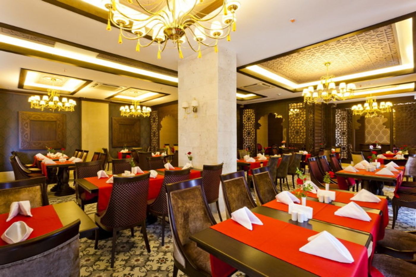 Villa-Side-Residence-Restaurant-28