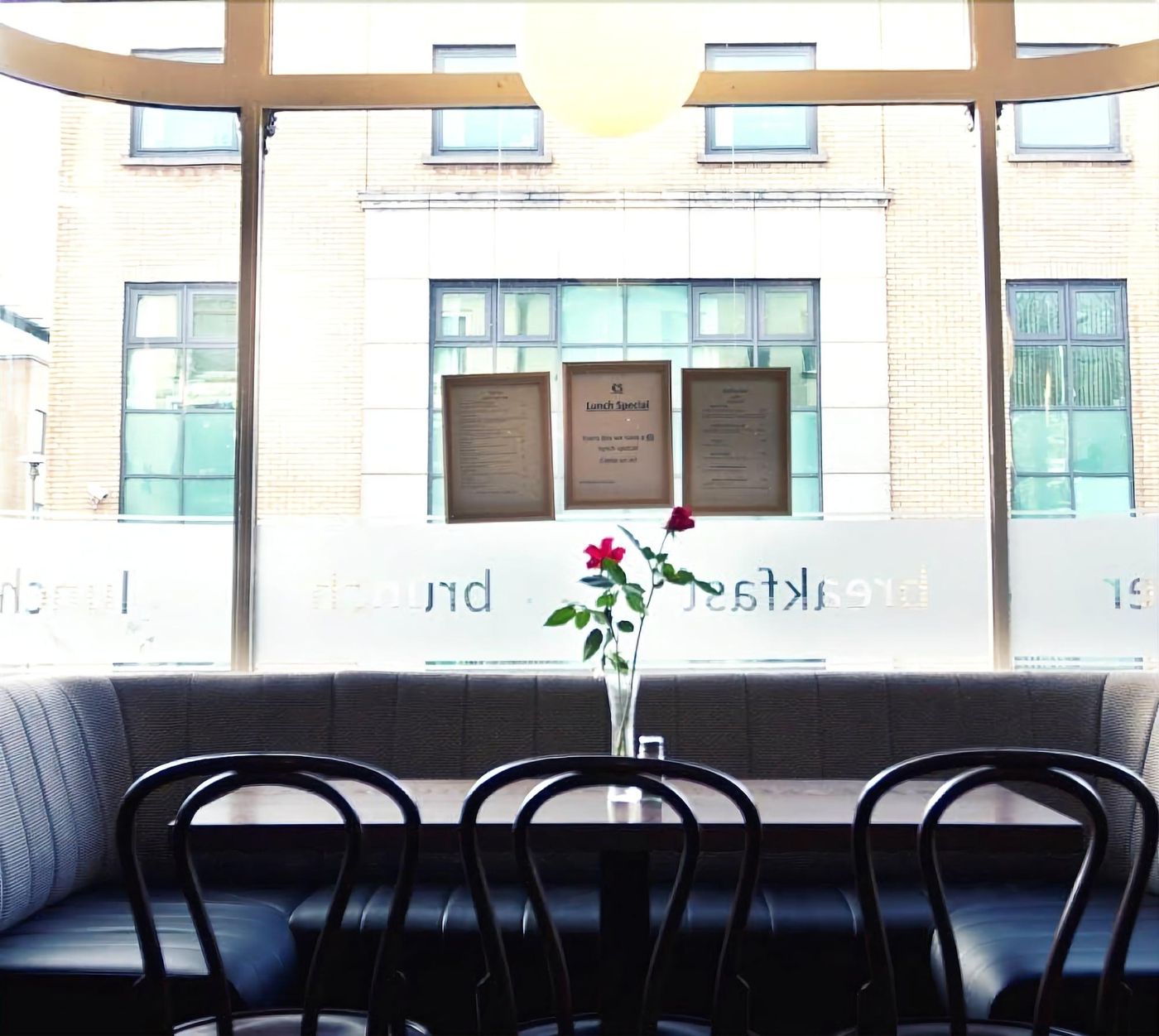 Phoenix-Park-Hotel-Bar-13