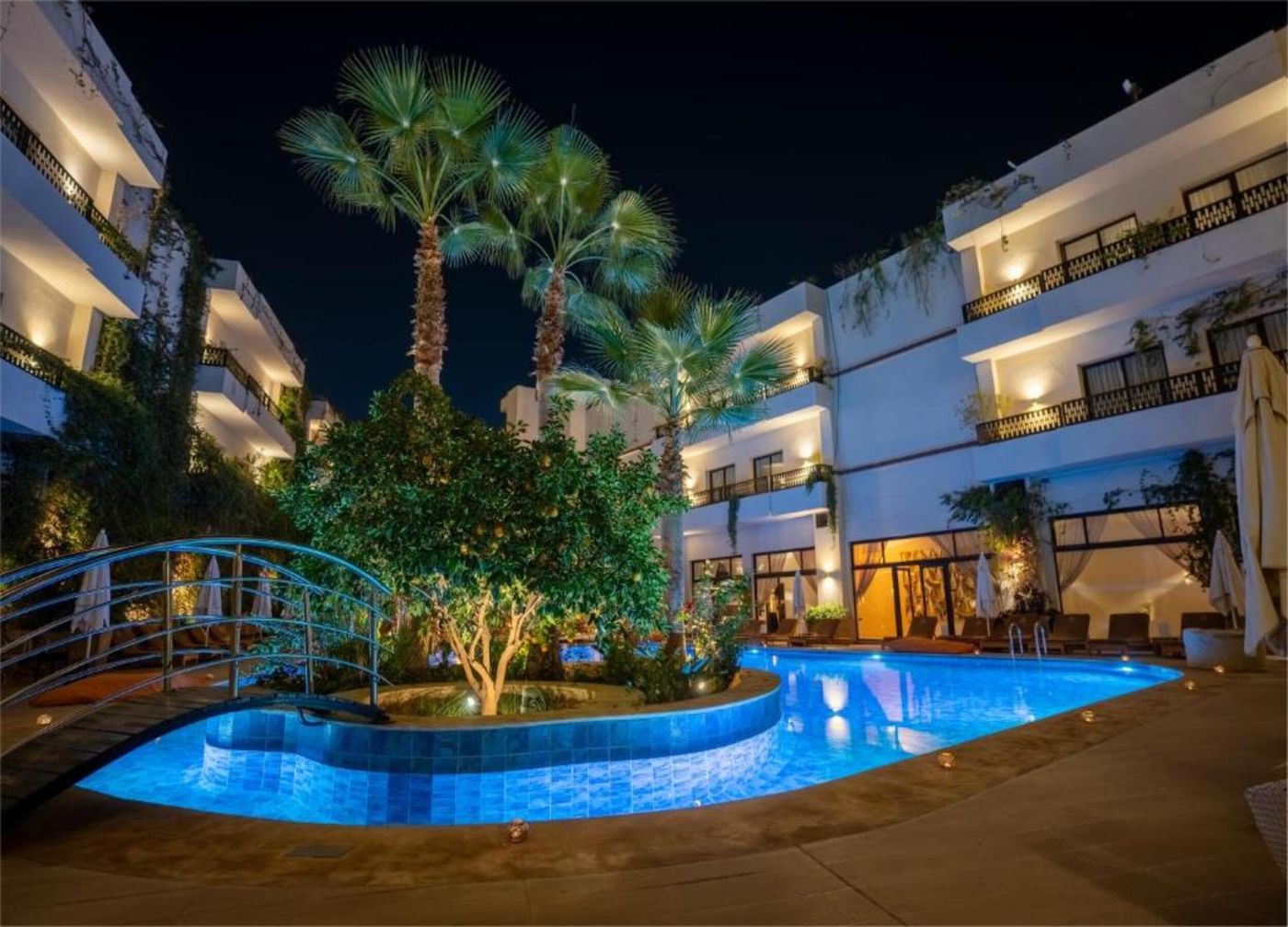 Le-Kech-Boutique-Hotel-And-Spa-Pool-5