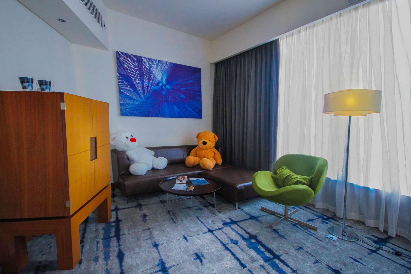 Media-One-Hotel-Room-35