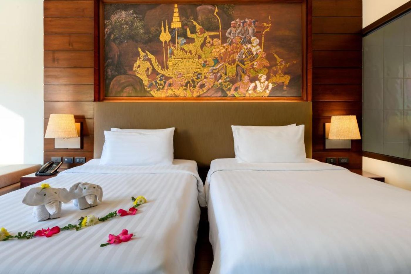 Novotel-Phuket-Vintage-Park-Room-37