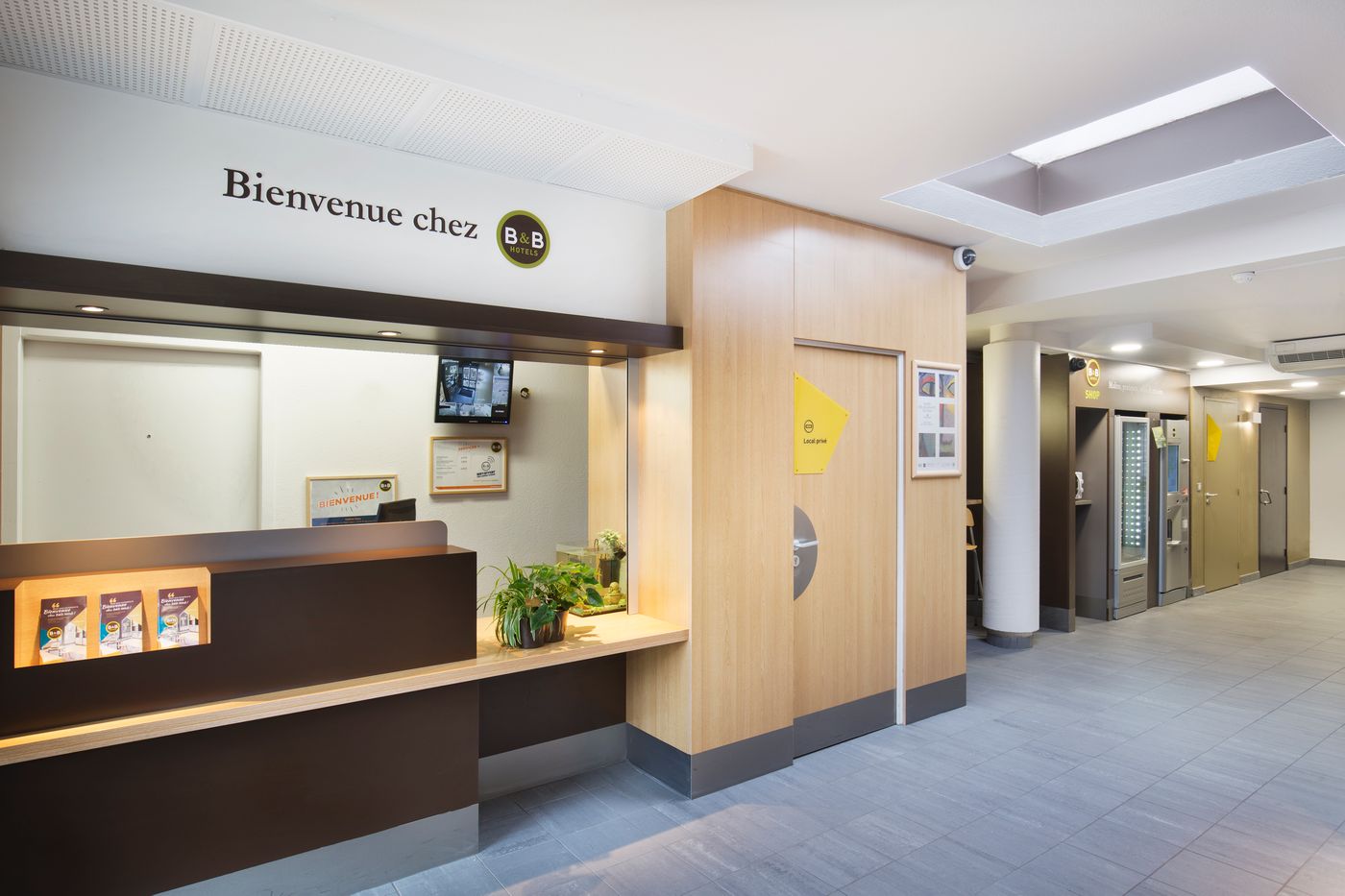 B&B Hôtel LYON Saint-Bonnet Mi-Plaine - France - Saint-Bonnet-de-Mure - Lobby - 3