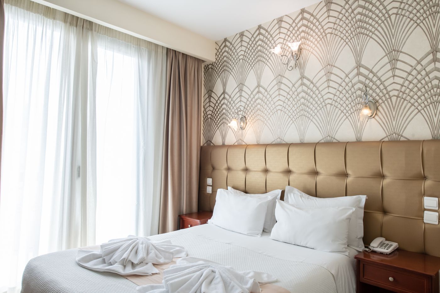 Golden-City-Room-32