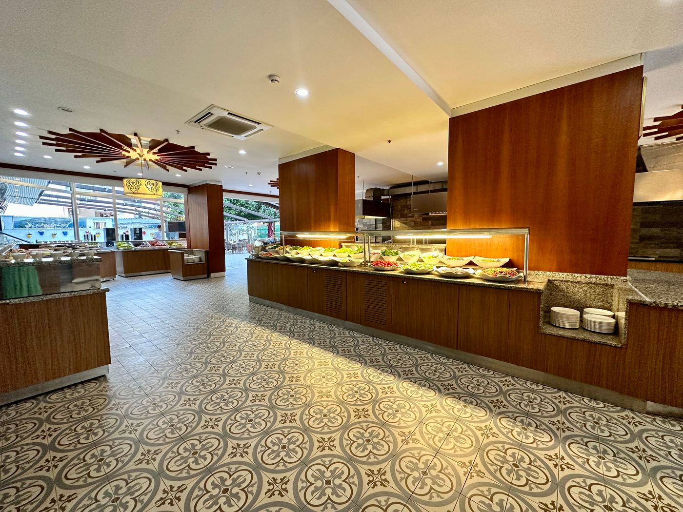 Blue-Wave-Suite-Hotel-Restaurant-14