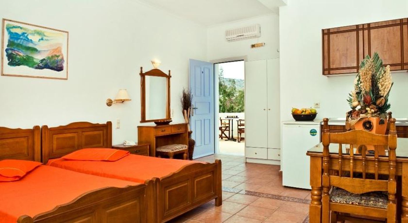 Alexandra Aparthotel