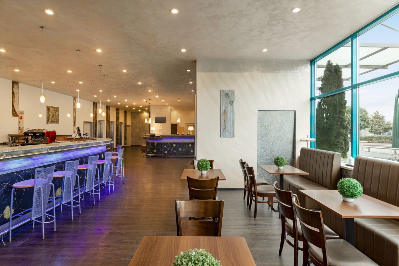 Amedia-Praha-Express-Bar-6