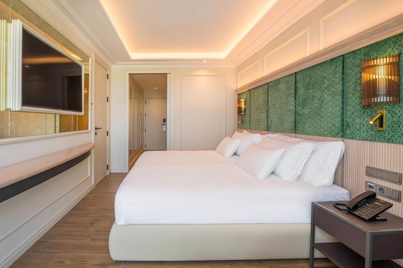 Barcelo-La-Nucia-Palms-Room-35