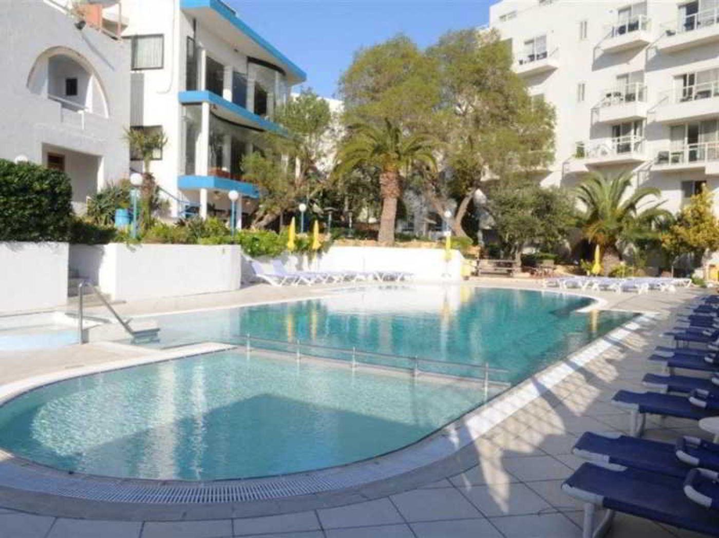 Club-Salina-Warhf-General-view-5