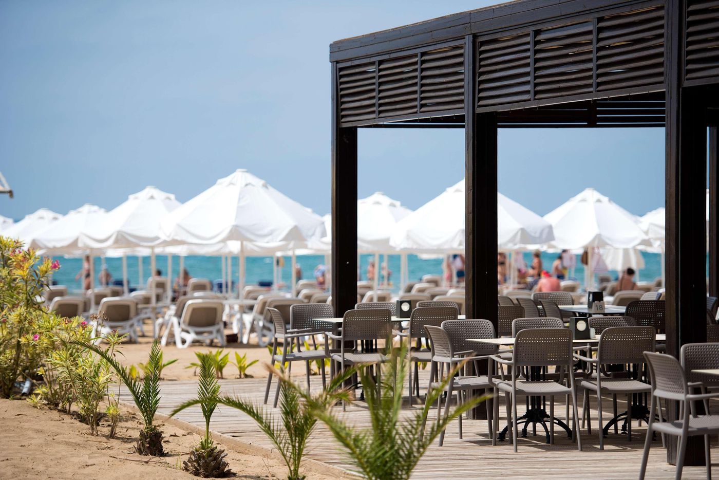 Barut-B-Suites-Restaurant-84