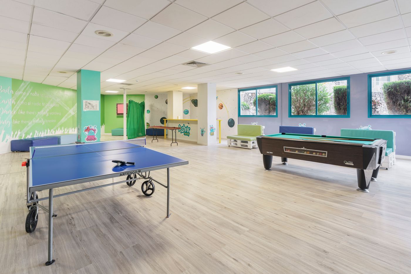 Gran-Hotel-Turquesa-Playa-Sports-and-Entertainment-60