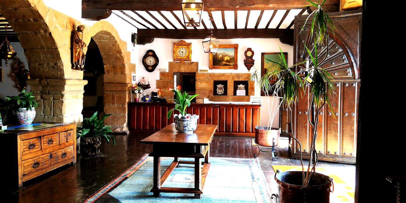 Museo Los Infantes-Spain-SANTILLANA DEL MAR-Lobby-6