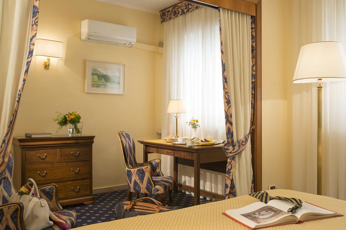 Hotel-Napoleon-Room-2