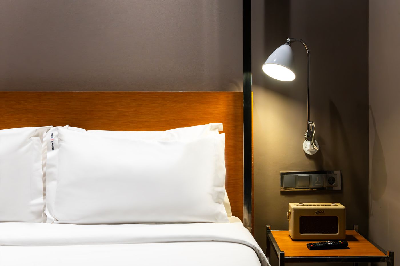 Browns-Downtown-Hotel-Room-40