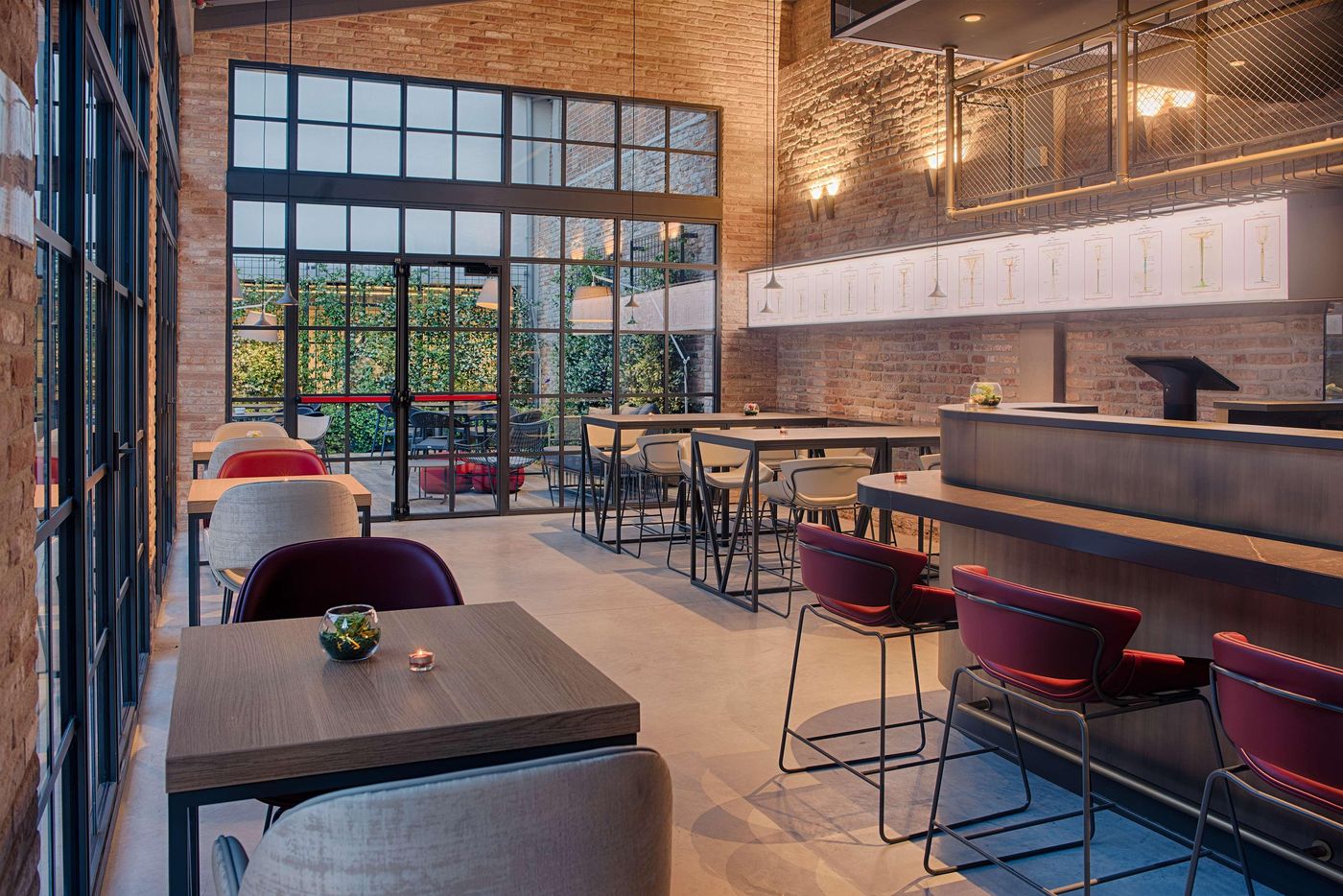 NH-Collection-Venezia-Murano-Villa-Bar-15