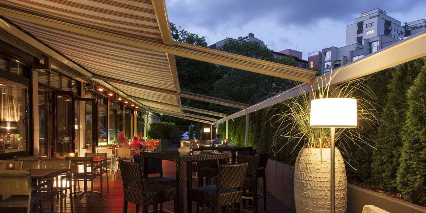 Crowne-Plaza-Berlin-City-Centre-Bar-59