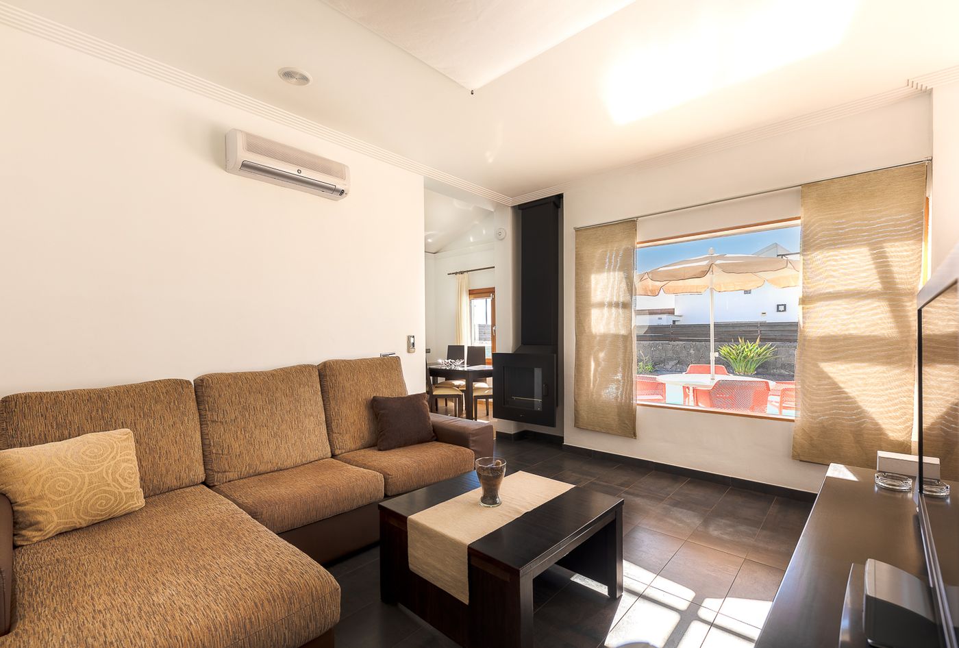 Villas Camelot Holiday Homes by Livvo