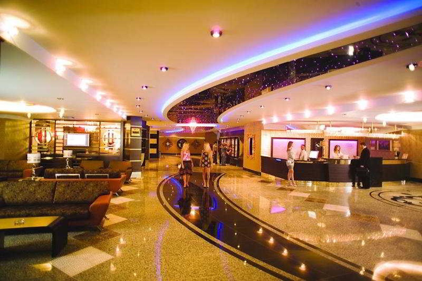 Doganay-Beach-Club-Lobby-38