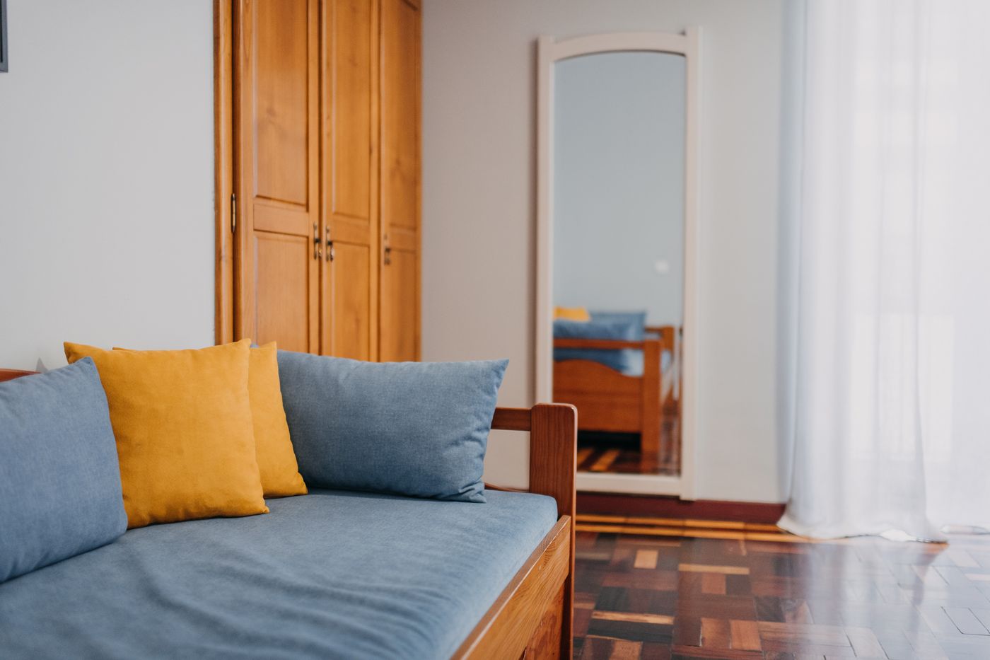 ASPA-Studios---Urban-Conscious-Living-Room-14