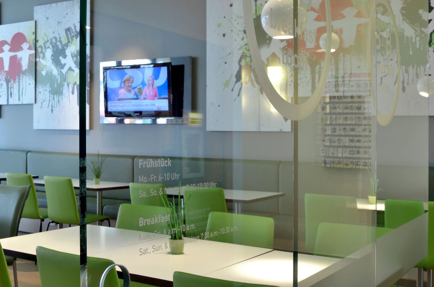 B-B-Hotel-Berlin-Potsdamer-Platz-Restaurant-32