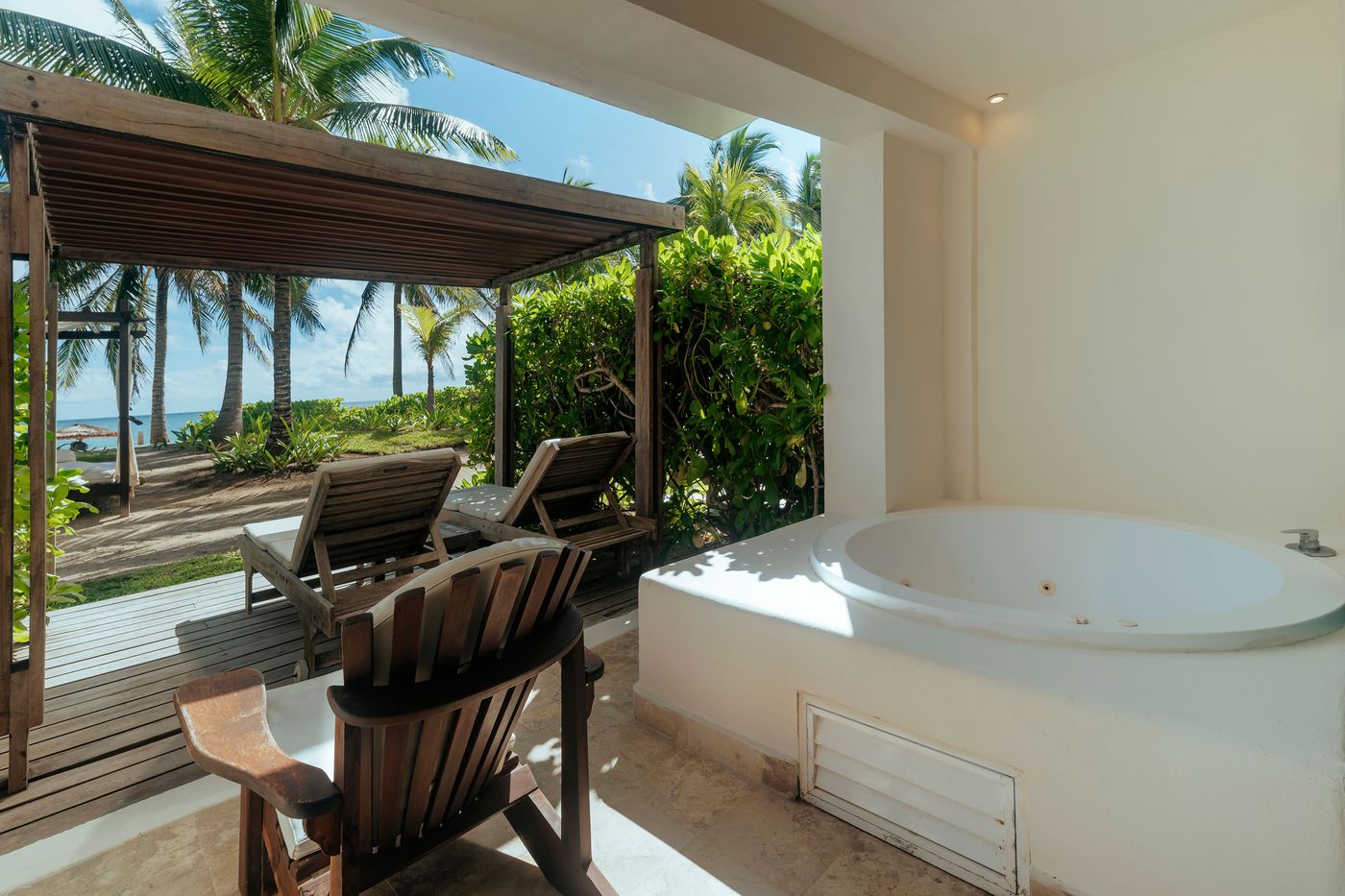 Akumal-Bay-Beach---Wellness-Resort-Room-46