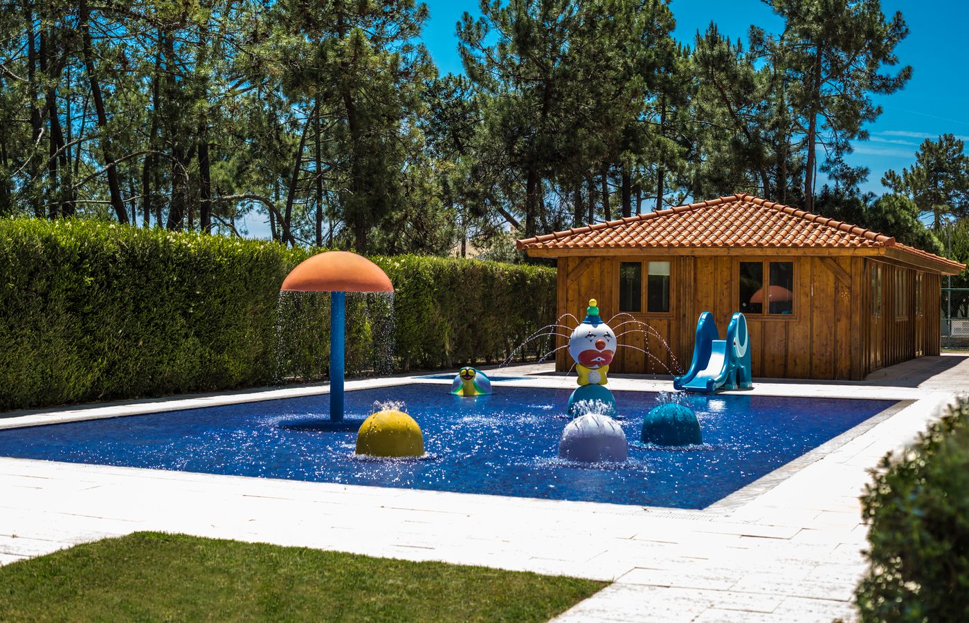 Victoria Beach & Sports Hotel