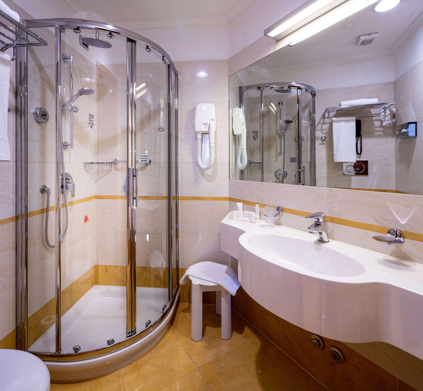 Best-Western-Plus-Hotel-Galles-Room-67