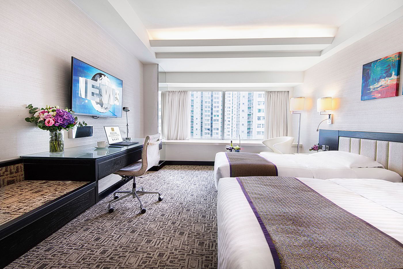 Regal-Riverside-Room-9