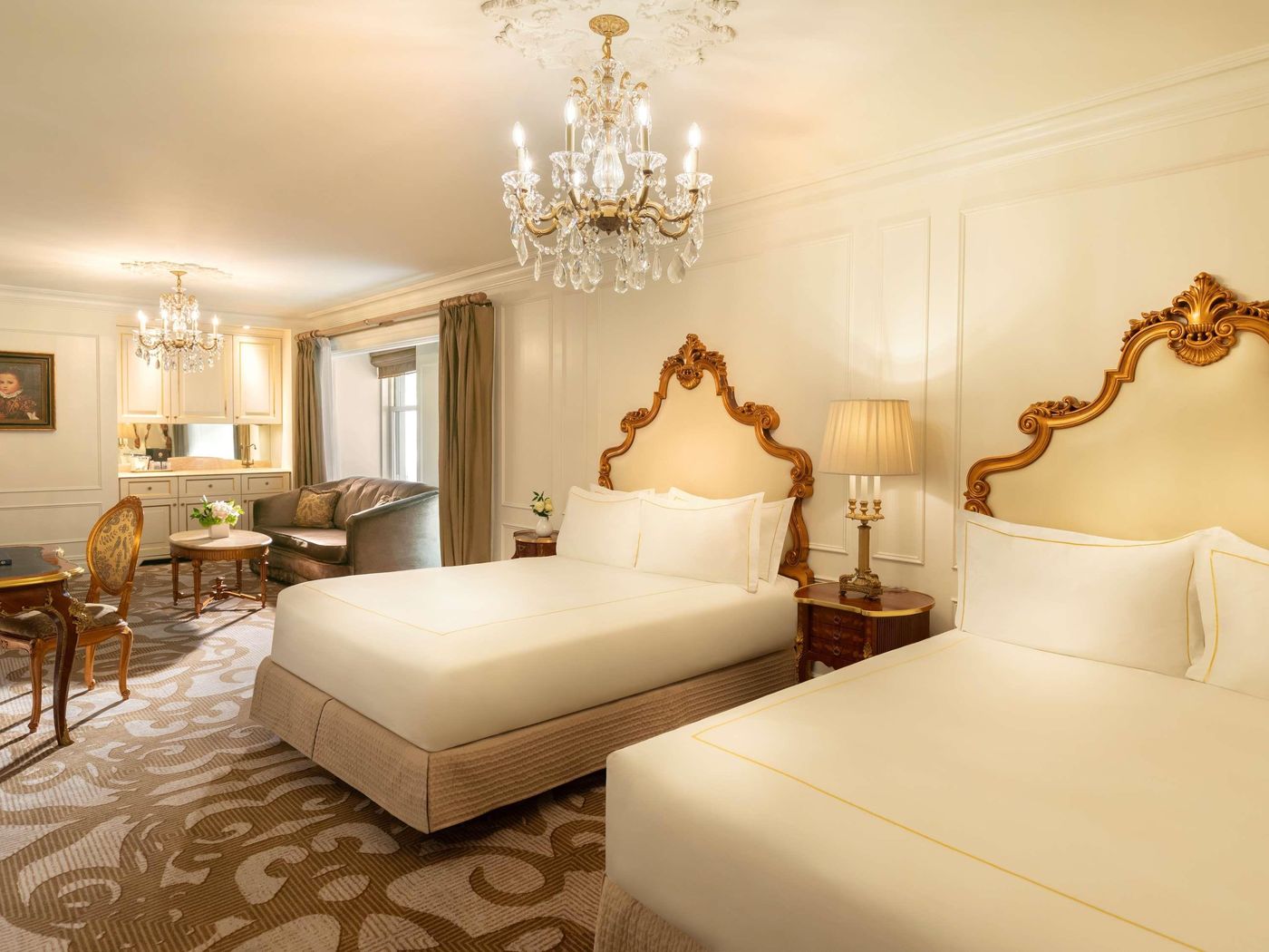 The-Plaza-Hotel-Room-49