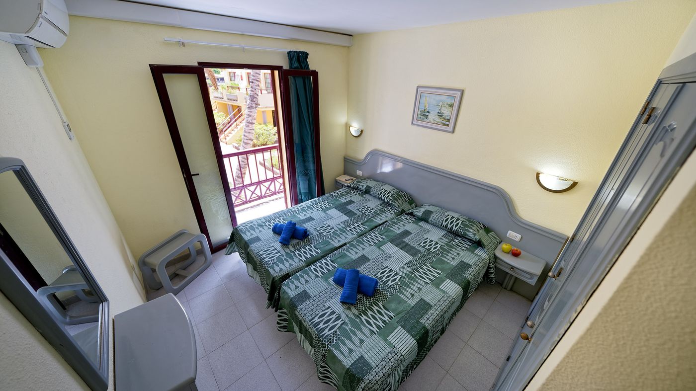 Maspalomas-Oasis-Club-Room-27