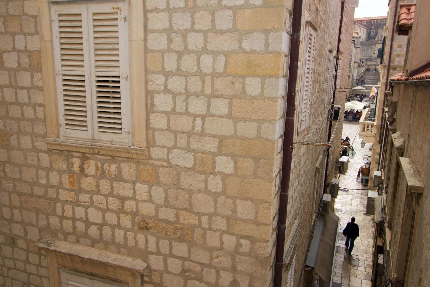 The-Miro-Studio-Apartments-General-view-9