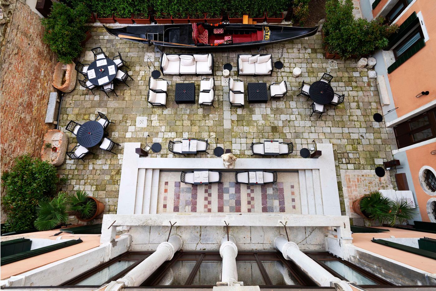 Radisson-Collection-Hotel-Palazzo-Nani-Venice-Bar-46