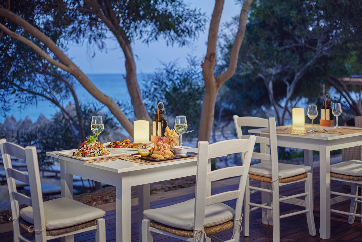 Grecian-Bay-Hotel-Terrace-90