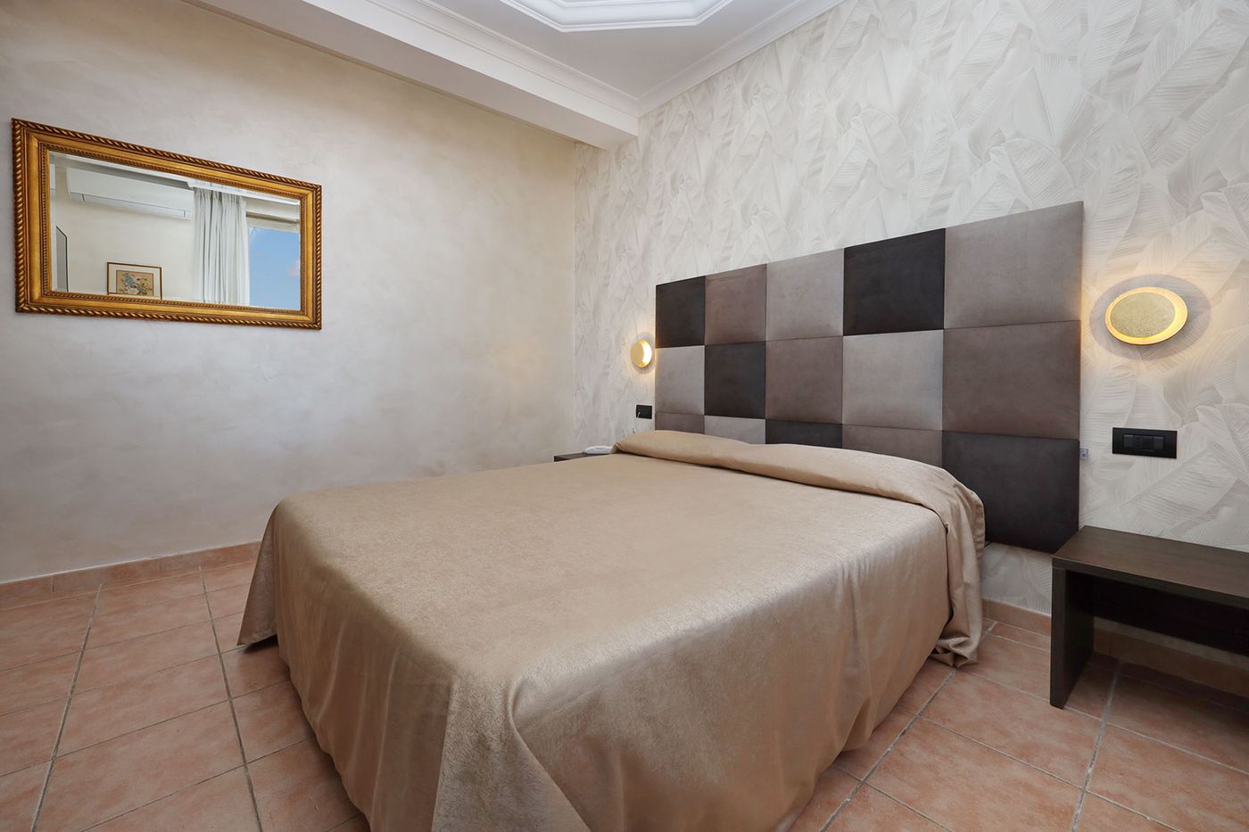 Rimini-Hotel-Room-20