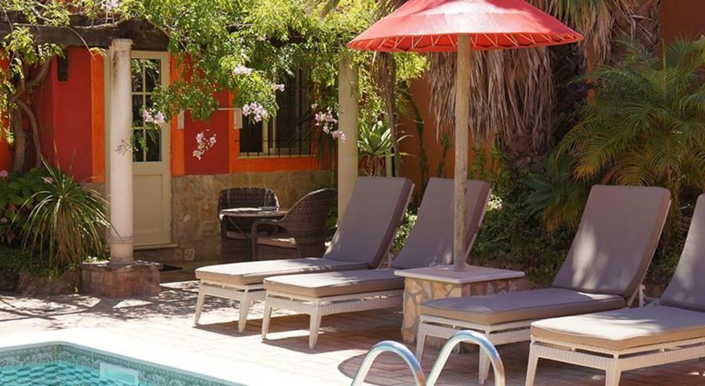 Vilas Dinis - Adults Only