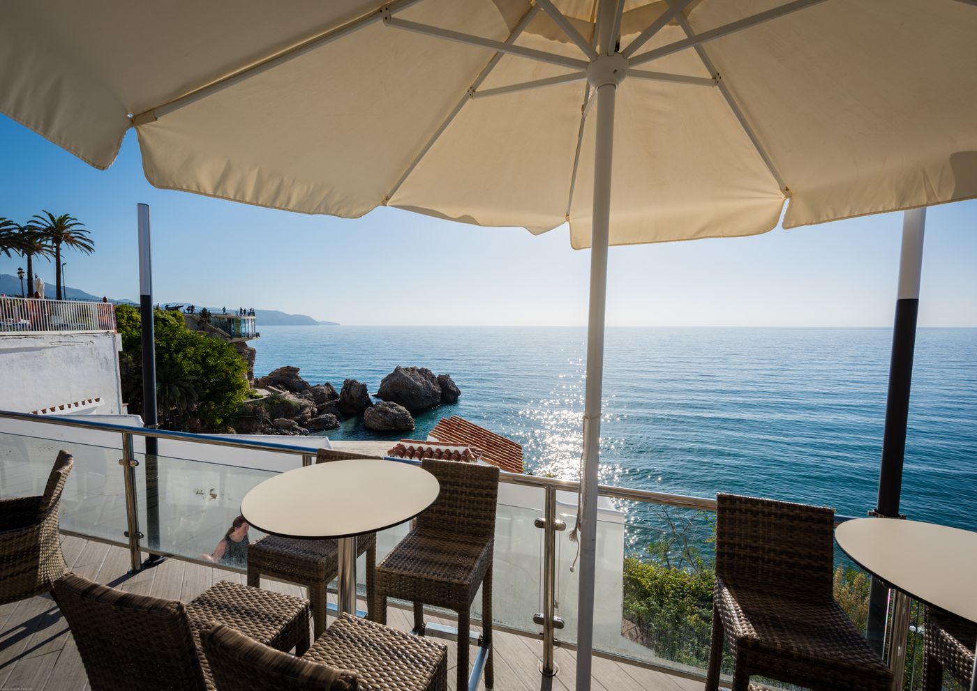 Toboso-Apartments-Restaurant-37